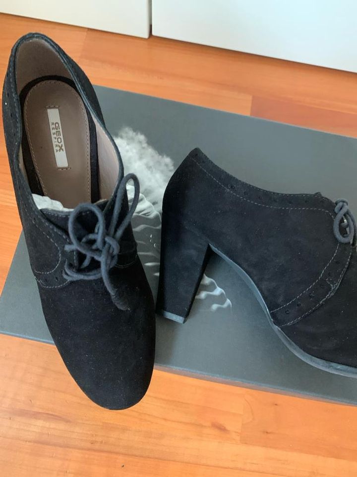 Geox Budapester Schuhe Pumps Schnürschuhe schwarz 38 NEU in Düsseldorf -  Eller | eBay Kleinanzeigen ist jetzt Kleinanzeigen