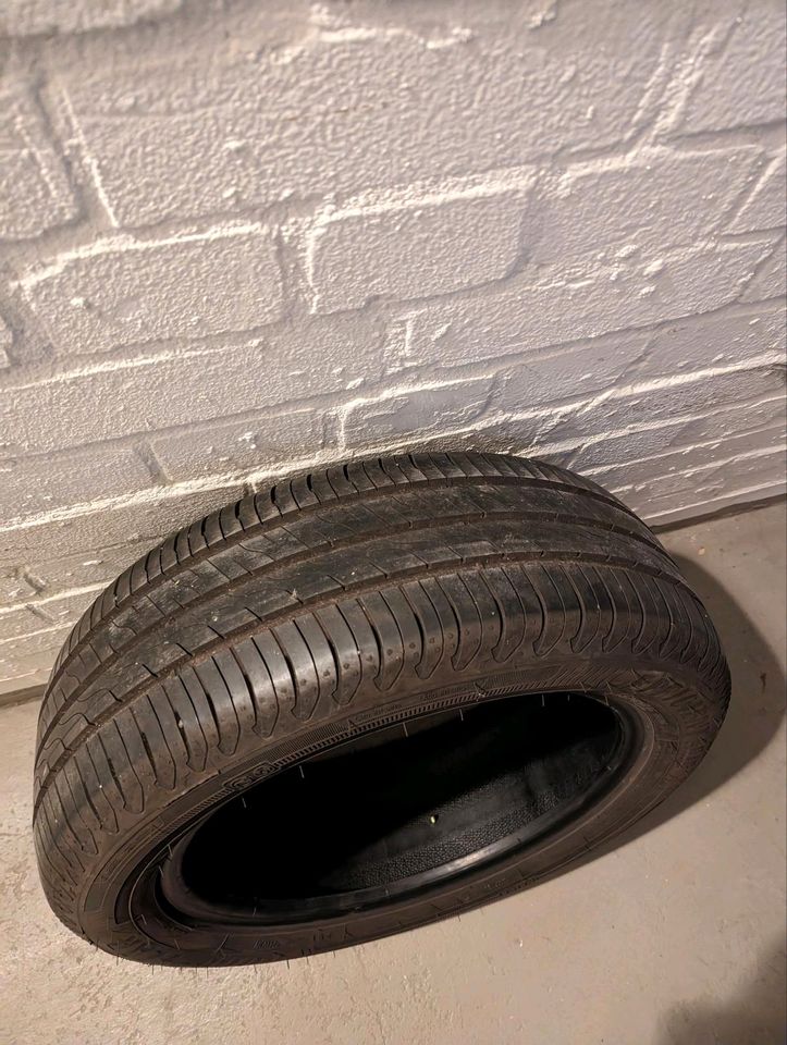 Biete 2 Goodyear Sommerreifen der Größe 195 /55 R16 in Berlin