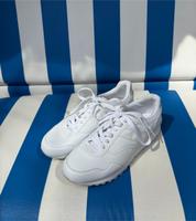 Damen Sneaker Turnschuhe Schuhe Gr. 39 weiß Wandsbek - Hamburg Marienthal Vorschau