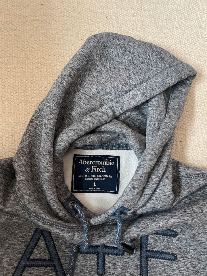 Abercrombie &Fitch Hoodie L in Vallendar