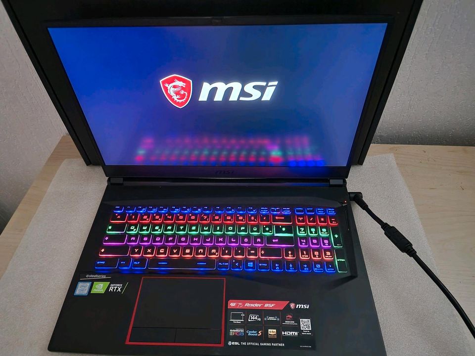 Gaming Laptop Msi GE 75 raider 8SF mit OVP in Meinersen