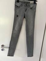 Diesel Jeans Skinzee Low Zip W26/32 Nordrhein-Westfalen - Rösrath Vorschau