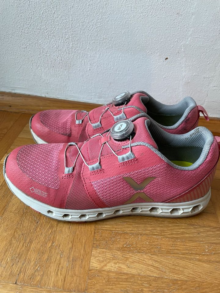 VADO Outdoor Schuhe mit gore Tex,rosa-rot, gut erhalten! in Mülheim (Ruhr)