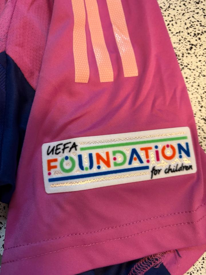 Deutschland DFB Kroos 8 Spielertrikot Gr.M pink EM 2024 neu in Eggenstein-Leopoldshafen