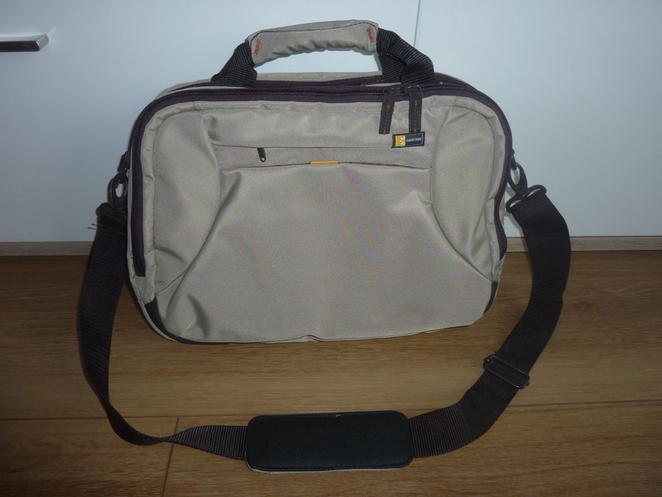 Case Logic 14" Laptop Notebook Tasche beige wie NEU in Aachen