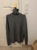 Bershka grauer Strickpullover mit Rollkragen Stuttgart - Bad Cannstatt Vorschau