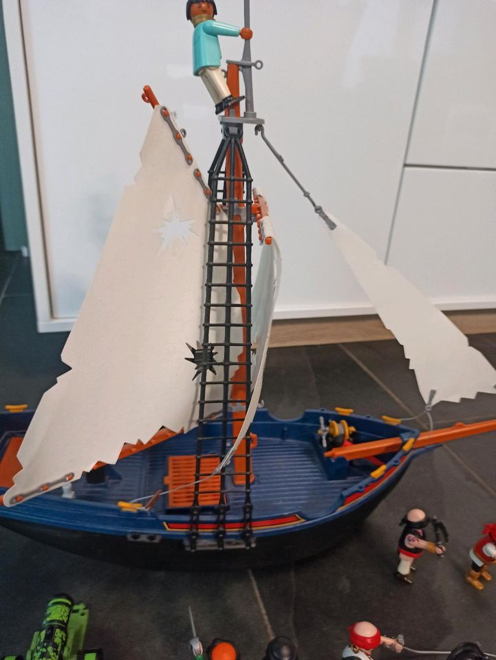 Playmobil Piratenschiff 5810 in Kevelaer