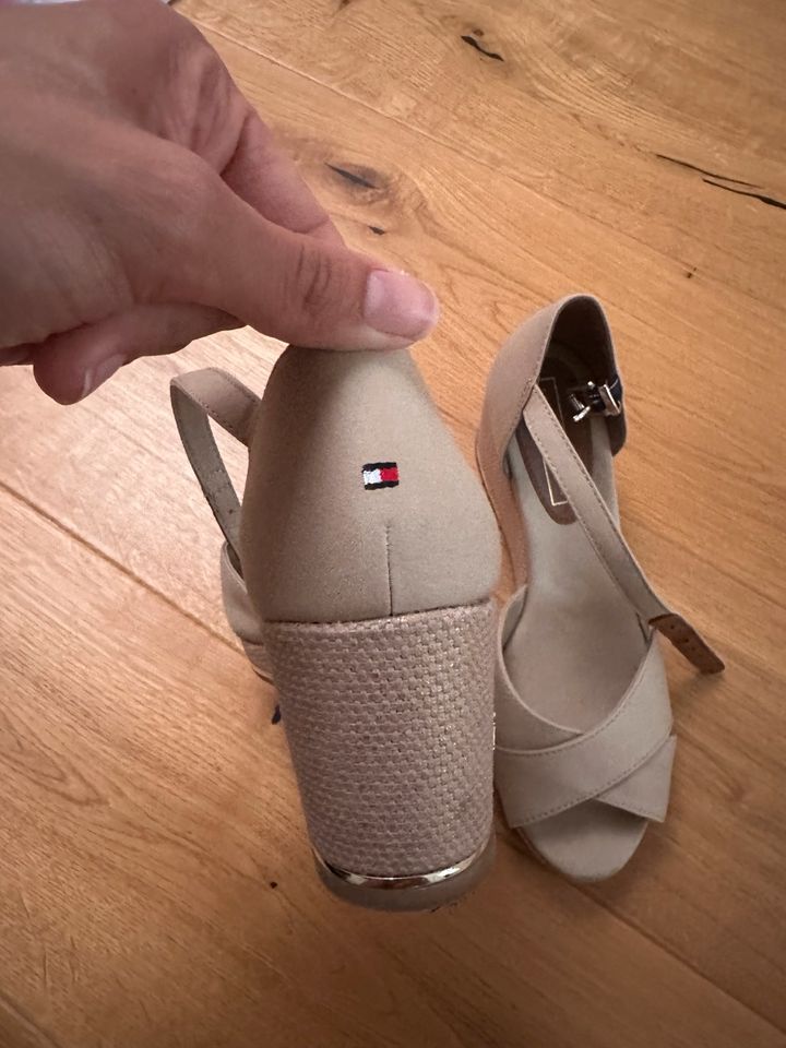 Schuhe Tommy hilfiger in Berlin