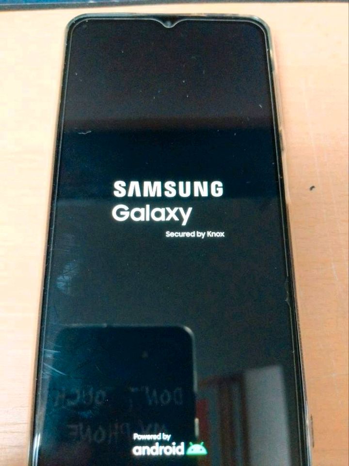 2 Neuwertige Samsung 1xGalaxy A04s +1x XCover 4 in Oelsnitz/Erzgeb.