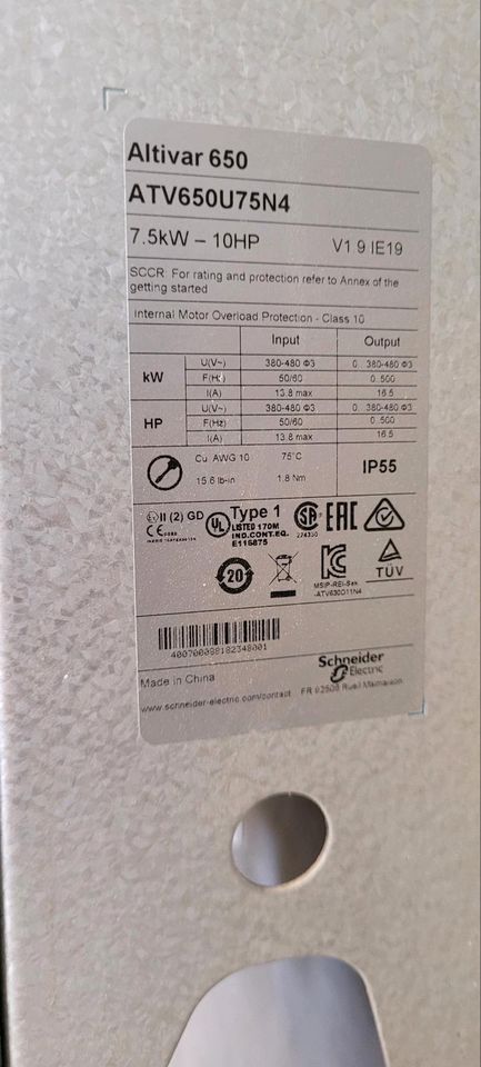 Frequenzumrichter Schneider electric Altivar 650 7.5kW 10HP in Schönau