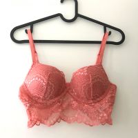 NEU Super Push-Up Bralette aus Spitze H&M Gr. 70A Friedrichshain-Kreuzberg - Kreuzberg Vorschau