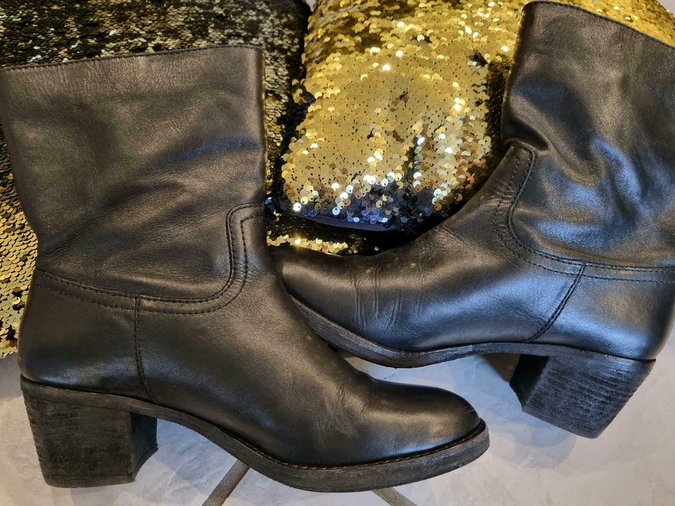 Original Land's End Leder Stiefeletten Boots breite Waden Gr. 40 in  Nordrhein-Westfalen - Schloß Holte-Stukenbrock | eBay Kleinanzeigen ist  jetzt Kleinanzeigen