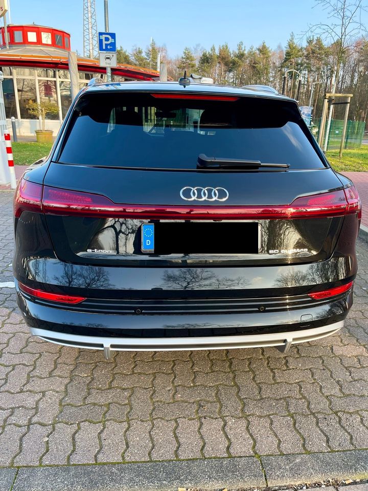 Audi e-tron e-tron 50 q S line ACC HUP PANO NIGHT 360° DAB in Halle