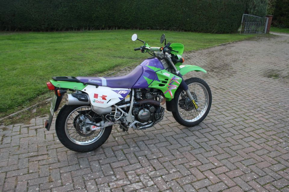 Kawasaki KLR 650 C Enduro 1 Hand und nie im Gelände gefahren in Broderstorf