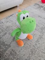 Yoshi Kuscheltier 30cm Nintendo Mario Spielzeug neuwertig Häfen - Bremerhaven Vorschau