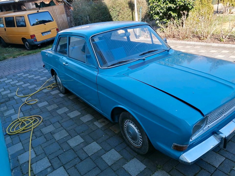 Ford taunus in Sankt Goarshausen 