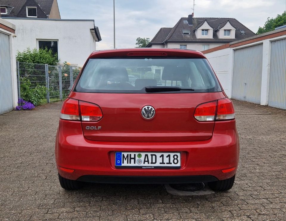 VW Golf 6 Tüv Klima Sitzheizung in Düsseldorf