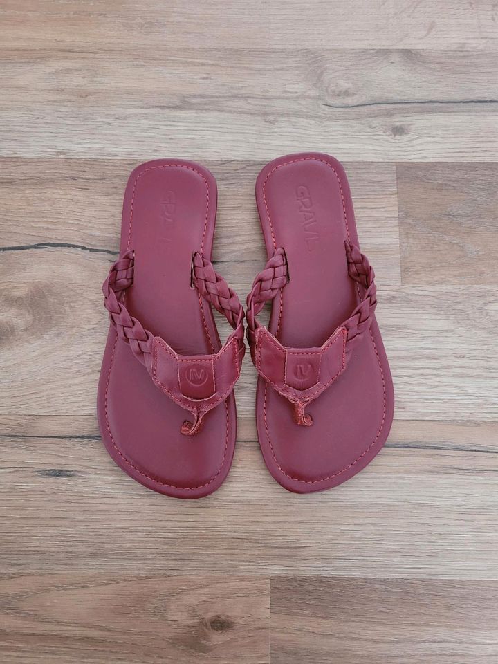 Gravis Sandalen Zehentrenner Gr.35 Leder bordeaux w.Neu in Berlin - Spandau  | eBay Kleinanzeigen ist jetzt Kleinanzeigen