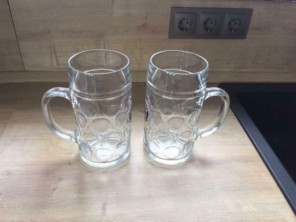 2 x Paulaner Maß Bierkrüge in Wolmirstedt