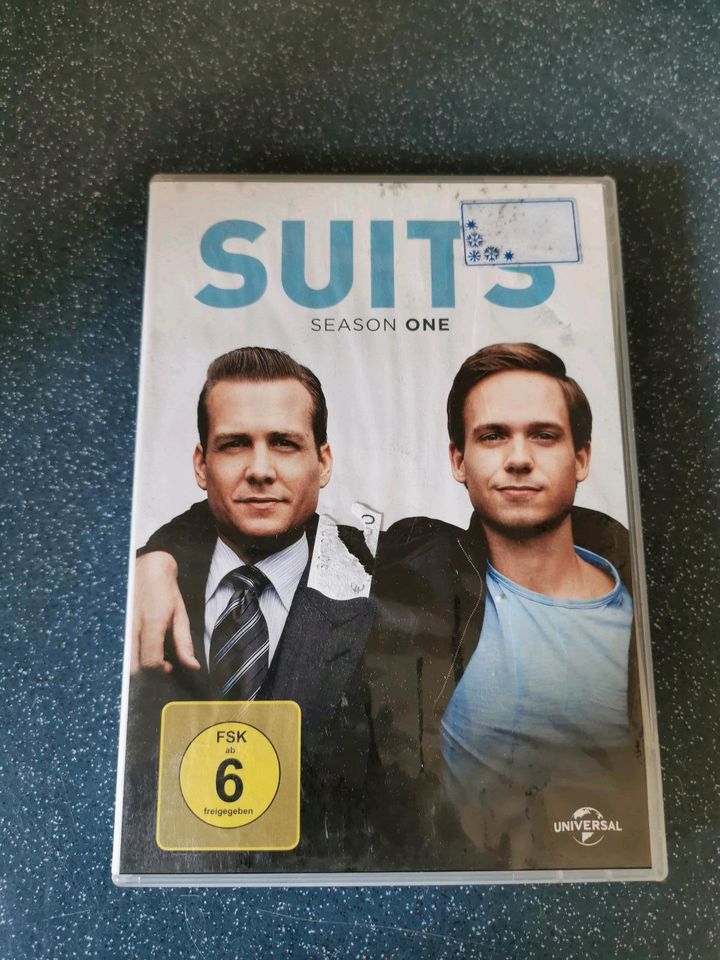 DVD SUITS SEASON ONE in Varel