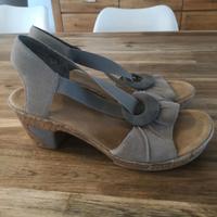 Rieker Sommerschuhe Absatz Sandale 41 Rheinland-Pfalz - Nierstein Vorschau