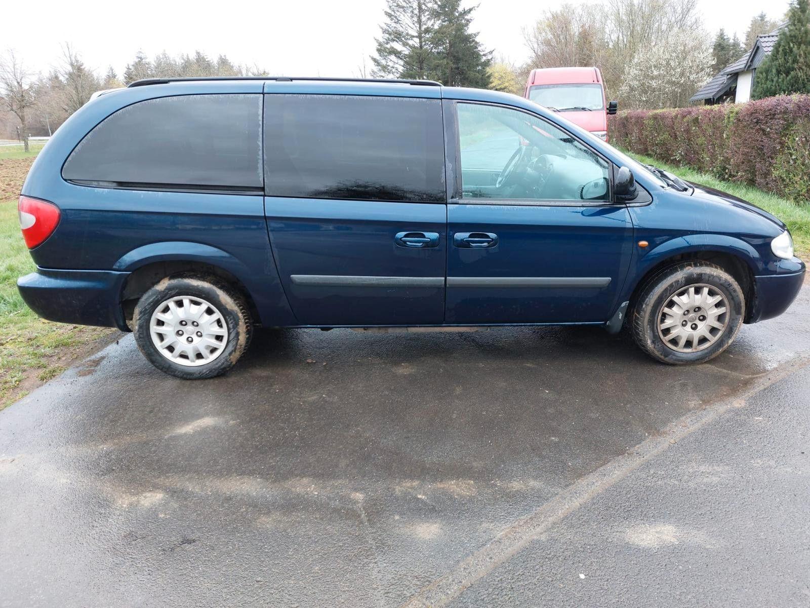 Abbildung des Autos Chrysler Grand Voyager C…