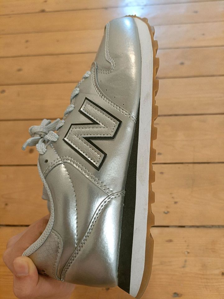 New Balance 500 Metallics/Silber Classic Schuhe gr 37.5 EU in Kamp-Lintfort