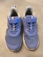 Nike Turnschuhe lila Gr. 35 Hessen - Hanau Vorschau