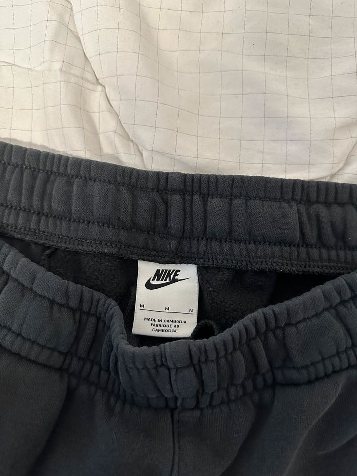 Nike Jogginghose in Köln