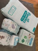 Pampers Baby Dry 7 und Wickelunterlagen Hamburg-Nord - Hamburg Barmbek Vorschau