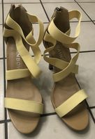 Schöne Sandale High Heel gelb beige Gr 38 NEU Baden-Württemberg - Plankstadt Vorschau