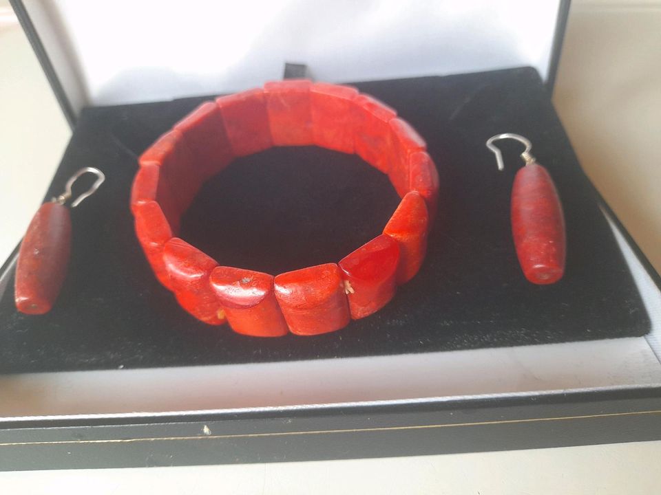 Schmuckset Kette Ohrringe Armband in Kaulsdorf