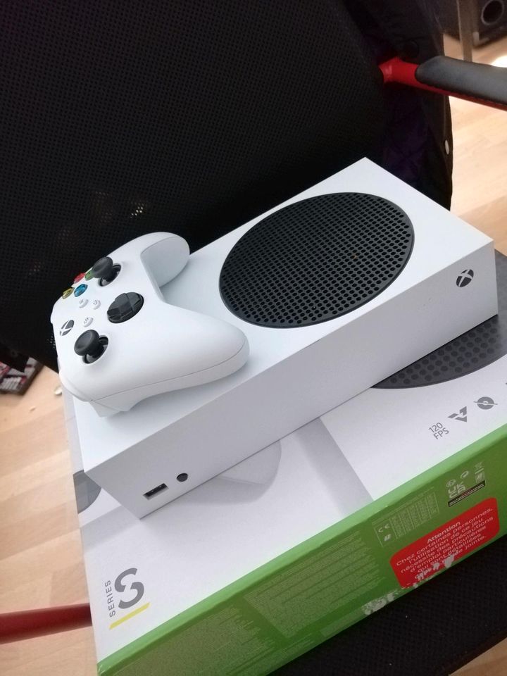 Xbox One Series S in Schwarzenberg (Erzgebirge)