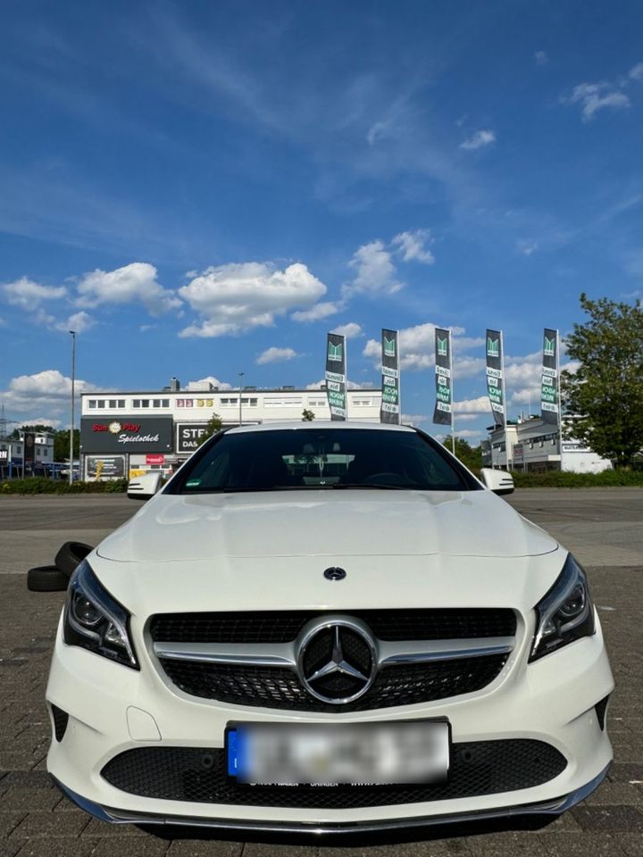 Mercedes-Benz CLA 180 SCORE! SCORE! in Blaustein