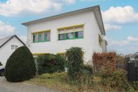 Solide Anlage: Teilmodernisiertes MFH mit 3 Einheiten in Bad Oeynhausen Nordrhein-Westfalen - Bad Oeynhausen Vorschau