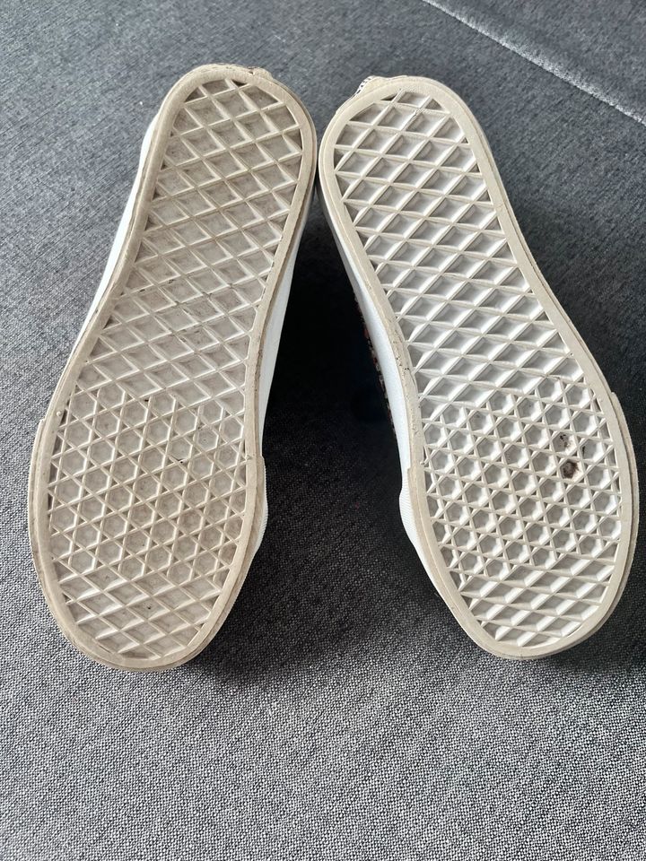 Vans Sneaker Größe 35 US 5.5 in Frankfurt am Main