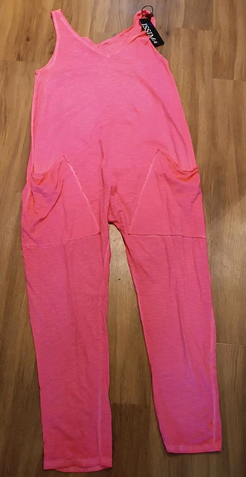 Issima Jumper Jumpy Overall Onezie Baggy Curvy Pink NEON in Germering
