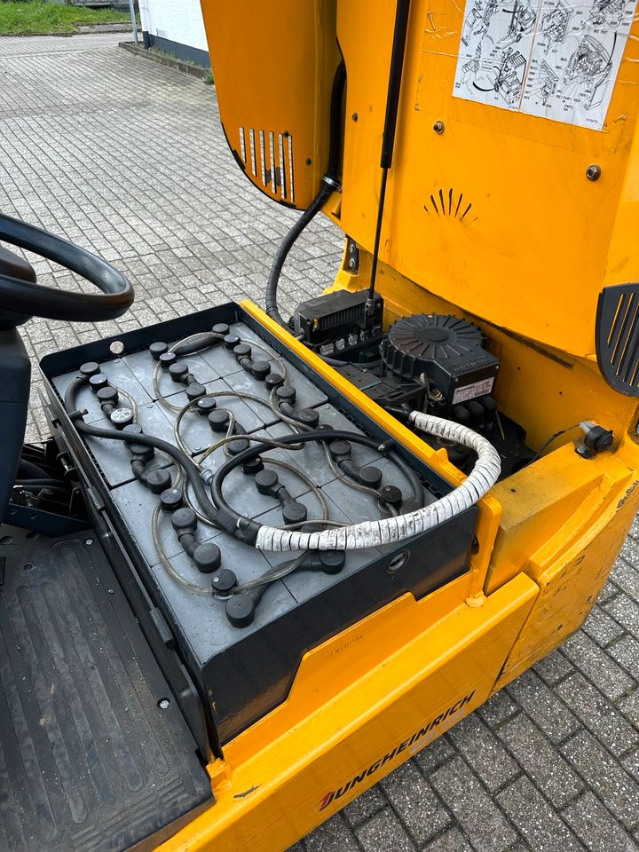 Jungheinrich EFG 116 Elektro Gabelstapler Stapler in Troisdorf