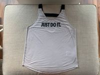 S Nike dri-fit Sport-Top Tank-Top Fitness Jogging Training Laufen Düsseldorf - Bilk Vorschau