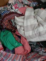 Flohmarkt 2 riesen Kartons  Marken Damenbekleidung Gr. S bis XXXL Schleswig-Holstein - Itzehoe Vorschau