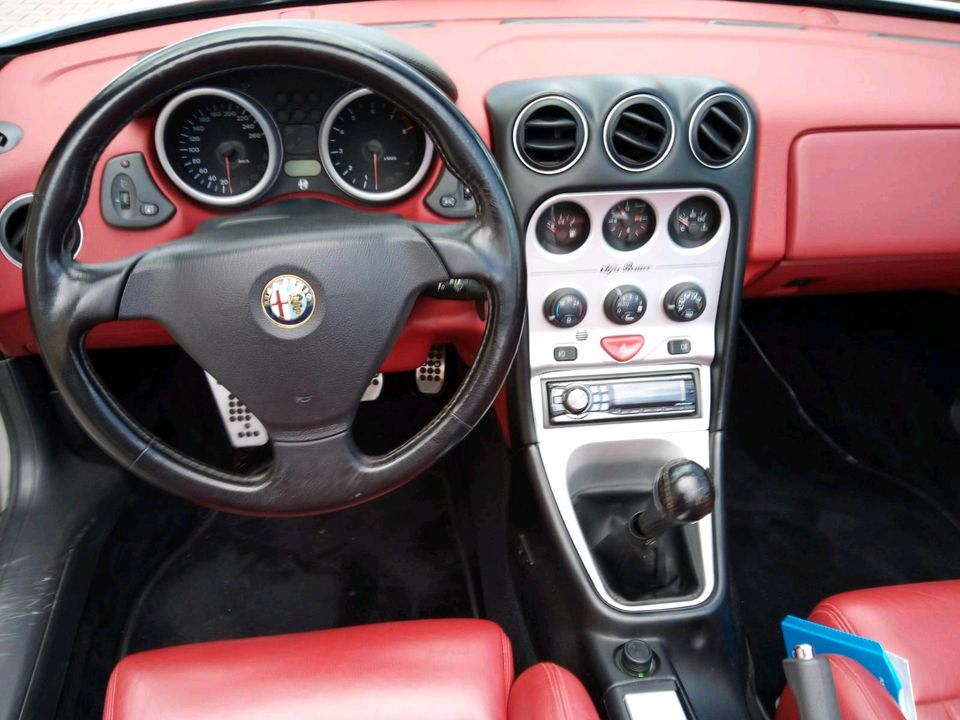 Alfa Romeo Spider in Pemfling