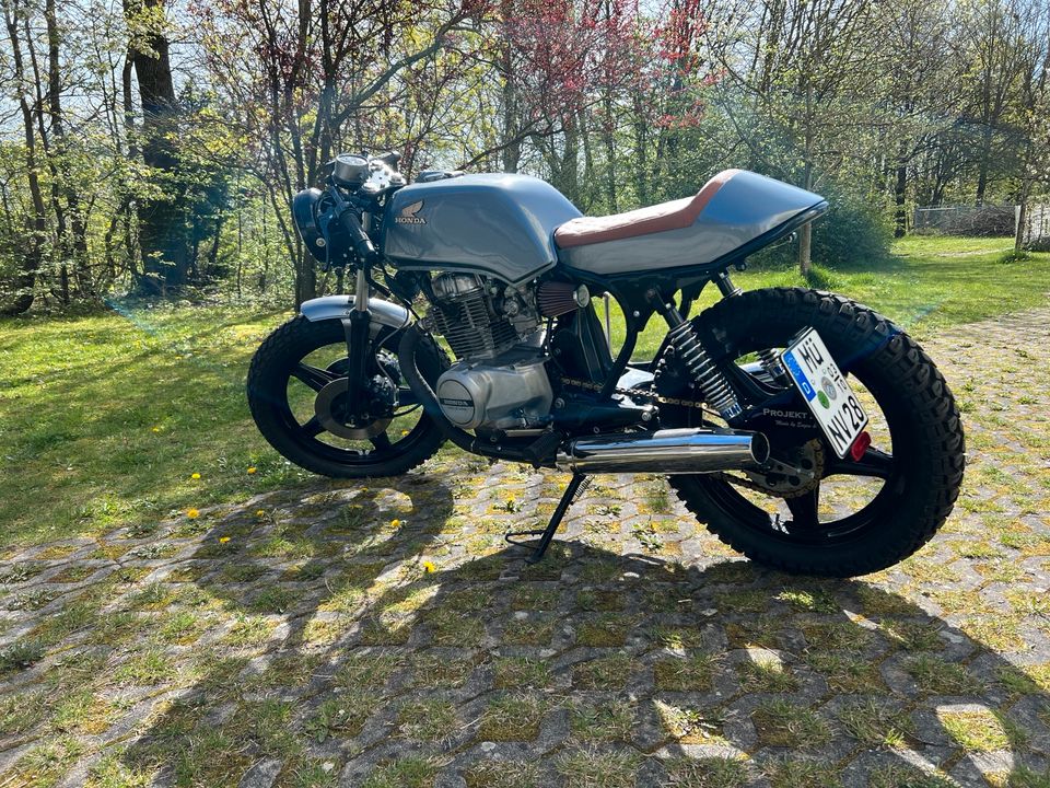 Honda CB400N Cafe Racer in Waldkraiburg