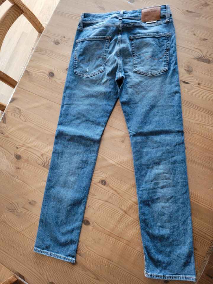 Jack & Jones Jeanshose Gr.: W 28, L 30 NEU nie getragen in Bahlingen