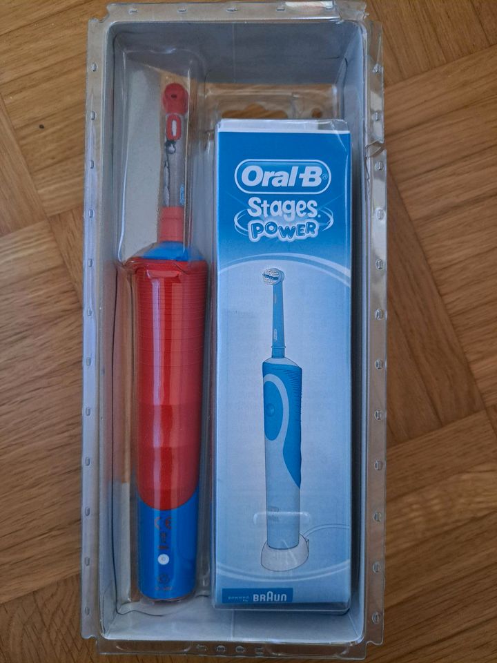 Elektrische Zahnbürste für Kinder Oral-B Star Wars **neu und OVP* in Grünberg