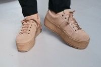 Plateau Halbschuhe Wildleder Beige Schuhe stylisch Hippie Bayern - München-Flughafen Vorschau