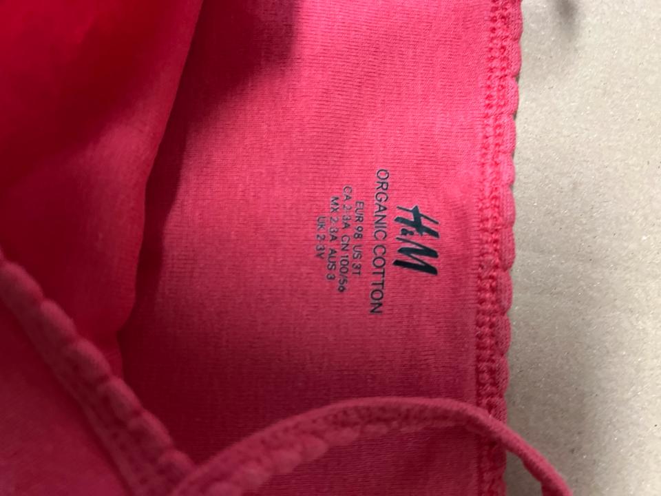 2 Träger Bodys Gr 98 Erdbeeren ❤️ h&m Bio Mädchen Sommer in Kirchhain
