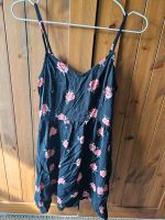 Kleid kurz mini H&M Gr. 36 schwarz Rosen Blumen Mecklenburg-Vorpommern - Vellahn Vorschau