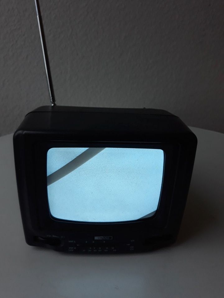 OKANO  TVT  1410 Mini Fernseher in Ürzig