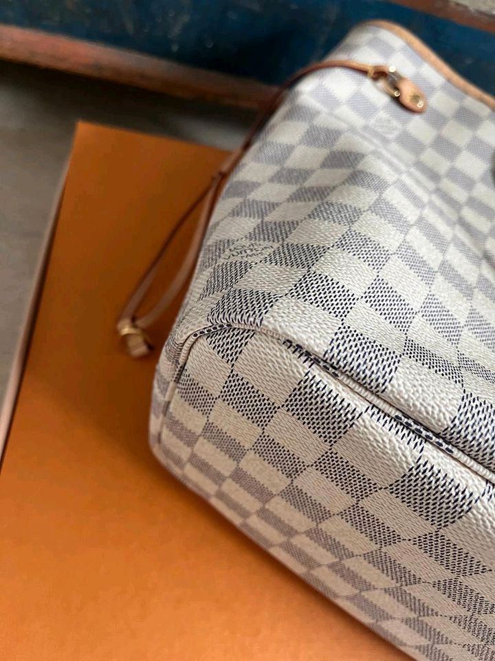 Louis Vuitton Neverfull MM Monogram Azur Fullset mit Rechnung in Aschaffenburg