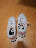 Adidas Turnschuhe weiß Baden-Württemberg - Weinstadt Vorschau